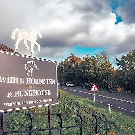 Hostel The White Horse Bunkhouse