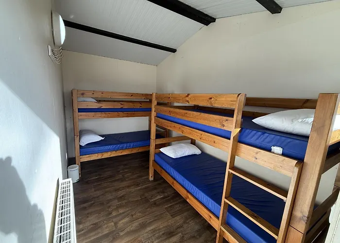 The White Horse Bunkhouse بيت شباب *